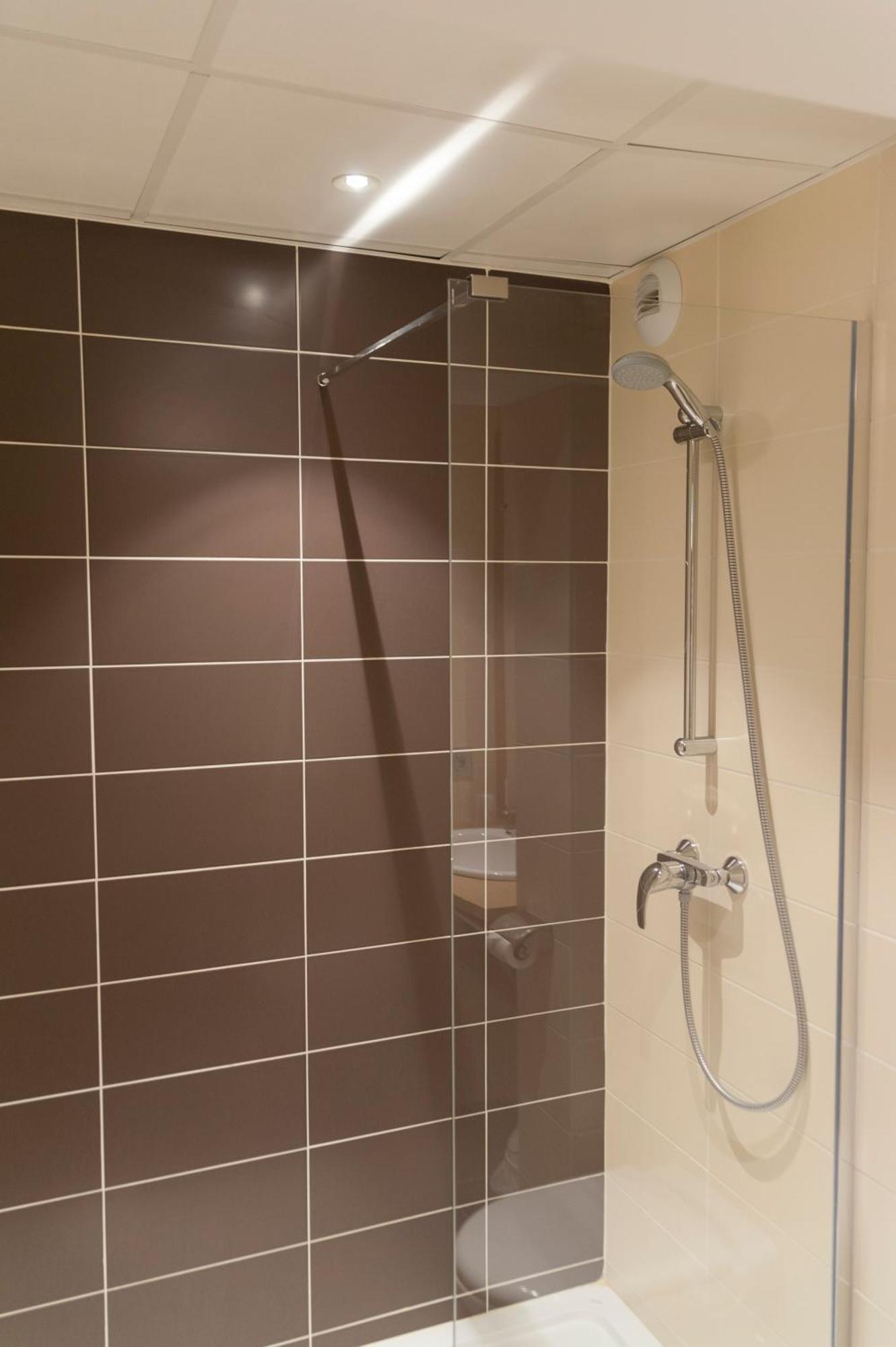 Brit Hotel Macon Centre Gare Zewnętrze zdjęcie
