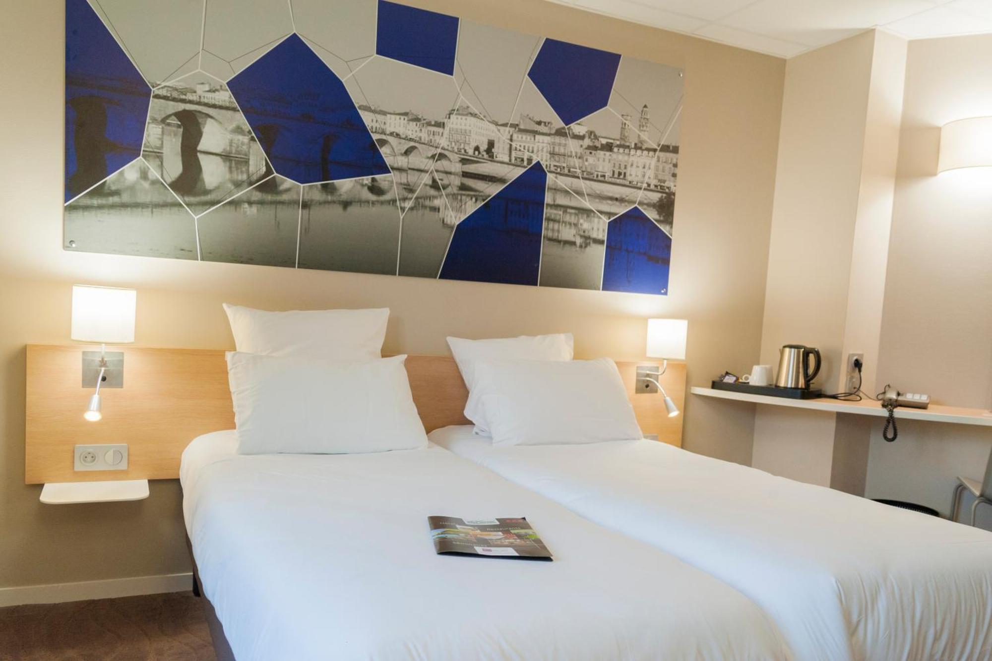 Brit Hotel Macon Centre Gare Zewnętrze zdjęcie